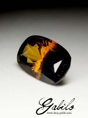 Bicolor sapphire 2.07 carats with gem report MSU