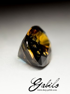 Bicolor sapphire 2.07 carats with gem report MSU