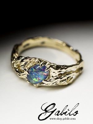 Goldener Ring mit Opal Triplet