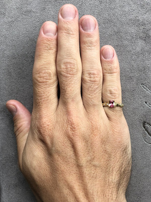 Pink spinel gold ring with jewelry report MSU
