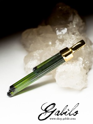 Gold Pendant with tourmaline