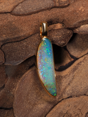 Boulder Opal yellow gold pendant