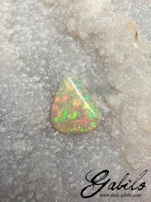 Große Opal Neon Crystal Pipe 17х21 Freiform 7,20 Karat
