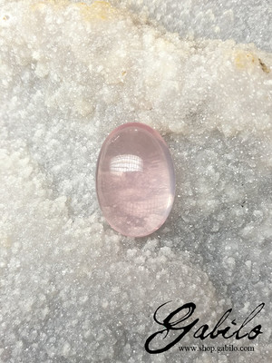 Кабошон розового кварца 16.5 карат