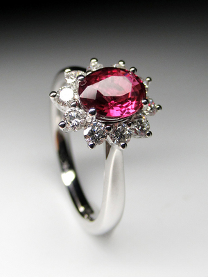 Ruby and diamonds white gold ring
