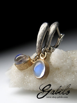 Moonstone gold earrings