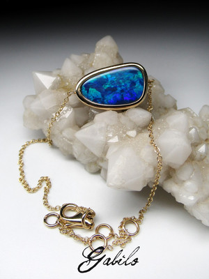 Doublet opal gold bracelet