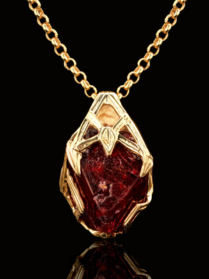 Red spinel crystal gold pendant