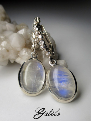Moonstone silver earrings 