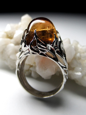 Tourmaline white gold ring