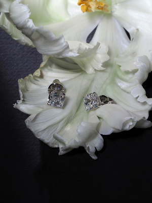 2.05 ct diamonds platinum earrings