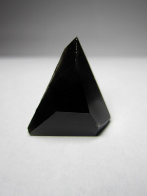 Morion in Form eines Dreiecks