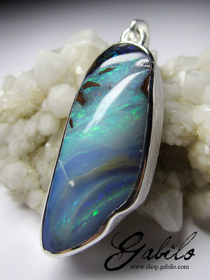 Anhänger mit Boulder Opal in Silber