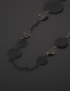Halskette aus Meteoriten mit Metallspitze