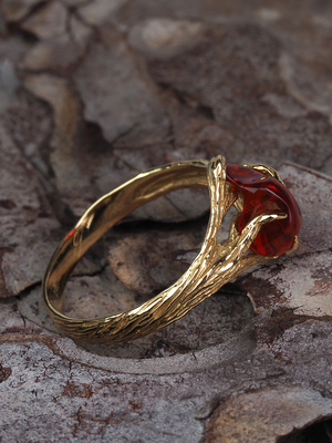 Fire mexican opal gold ring