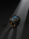Ring mit schwarzem Opal Australier