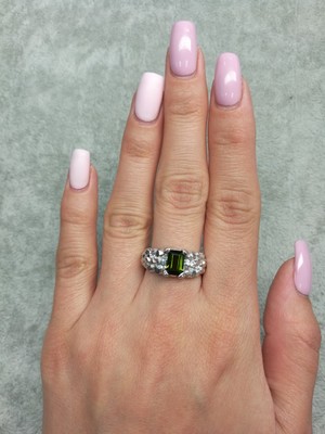 Green Tourmaline white gold ring
