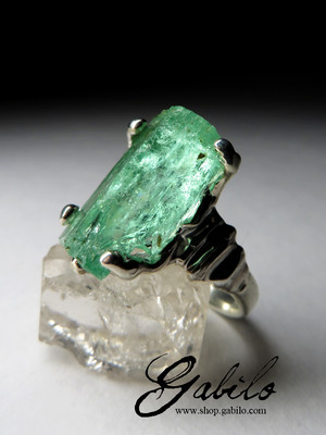 Silberring mit Smaragd
