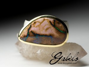 Großer Ring mit König Opal