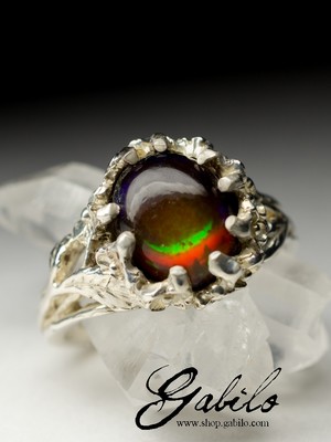 Ring mit äthiopischem Opal