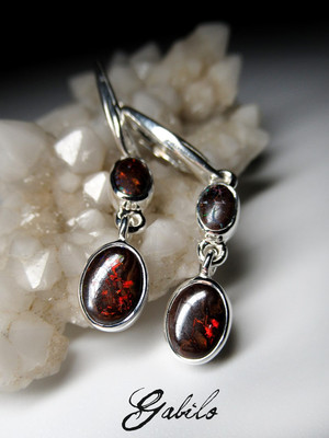 Silver earrings with boulder opal 
