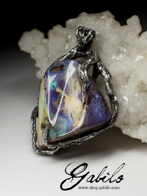 Silberanhänger mit Boulder-Opalschwarz