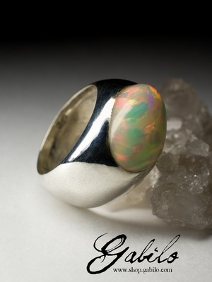 Men's big opal gold ring 