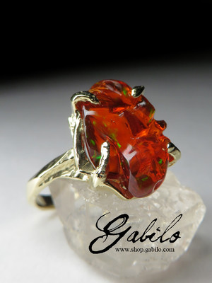 Mexican fire opal gold ring