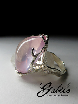 Ring mit rosa Quarz in Silber