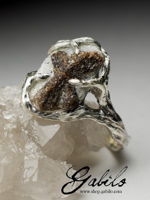Silberring mit Staurolith