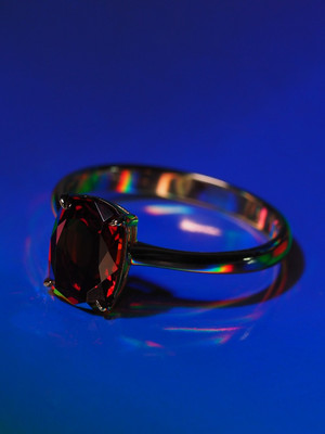 Almandine garnet gold ring
