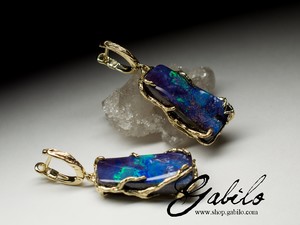 Gold Ohrringe mit Bolder Opal