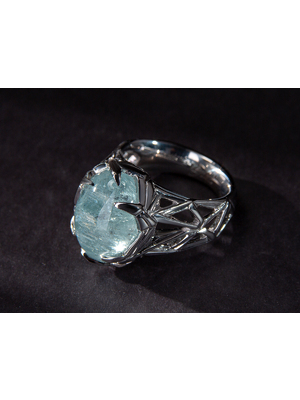 Aquamarine silver ring