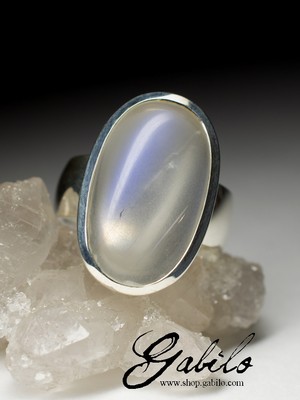 Ring mit Adular in Silber