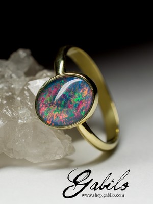 Triplet opal gold ring