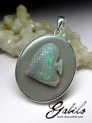 Anhänger mit Opal in Silber