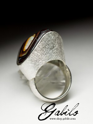 Ring mit Opal in Silber