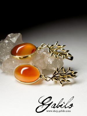 Cornelian gold earrings 