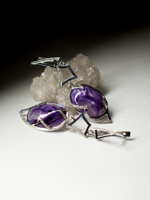 Gold earrings with charoite and diamonds