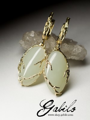 Nephrite gold earrings