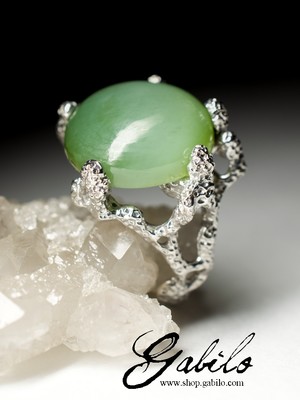 Silberring mit Jade 