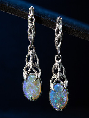 Australian opal gold earrings with Gem Report