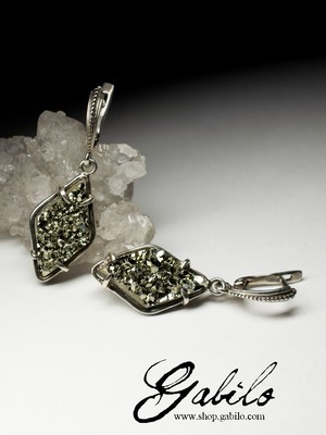 Ohrringe mit Pyrit in Silber