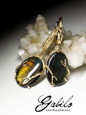 Labradorite gold earrings 