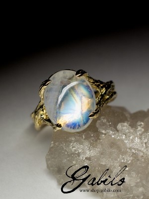 Moonstone gold ring 