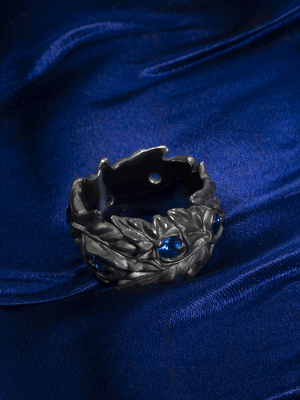 Blue Sapphire Ivy ring